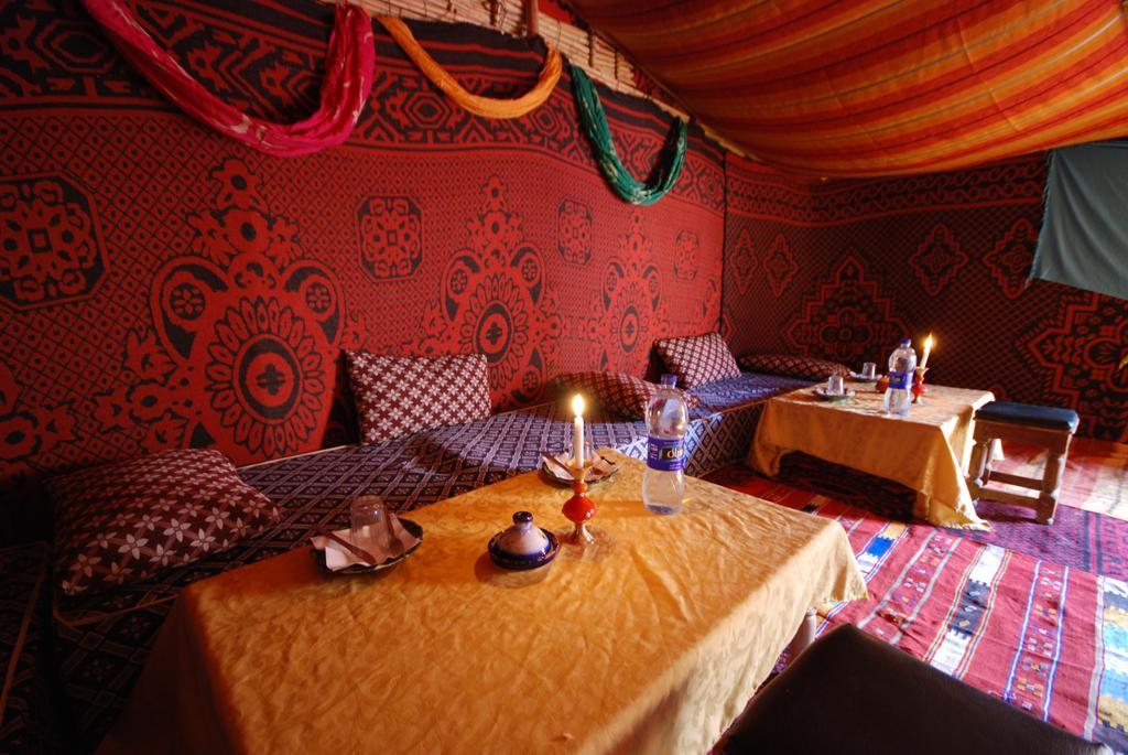 Riad Merzouga Eksteriør billede